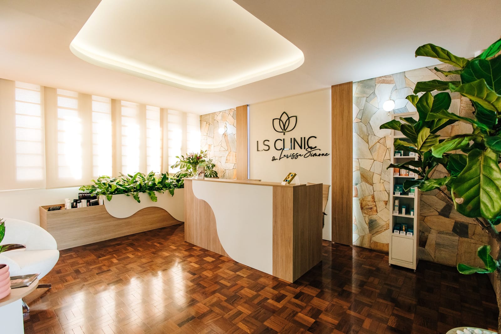 Recepcao da LS Clinic - Ambiente elegante e acolhedor